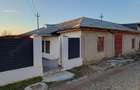 Casă cu Teren 250 Mp în Central - 1