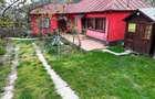 Casă individuală cu 5 camere cu Teren 2200 Mp în Mărgăriți - 1