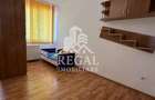 Apartament cu 3 camere în Micro 4 - 6