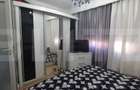 Apartament cu 3 camere decomandat în Micro 15 - 2