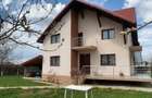 Casă cu 5 camere cu Garaj în Tărlungeni - 16