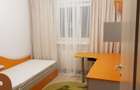 Proprietar, inchiriez apatament 3 camere Strand, etajul 1, central - 10
