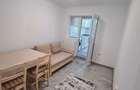 Inchiriez apartament ultracentral etaj 2 - 4