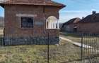Casa de vanzare cu toate utilita?ile - 3