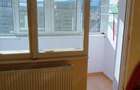 Apartament cu 3 camere semidecomandat în Vulcan - 3