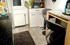 Apartament cu 3 camere semidecomandat în Central - 1