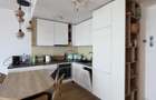 Vanzare apartament 2 camere in Olimp, bloc Vogh, aproape de plaja - 2