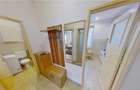 Apartament cu 2 camere decomandat în Tractorul - 8