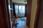 Apartament cu 4 camere decomandat în Tractorul - 5