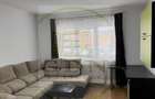 Apartament cu 3 camere decomandat în Tractorul - 5