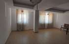 Casă cu 6 camere cu Teren 890 Mp în Voluntari - 3