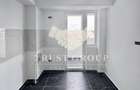 Apartament cu 3 camere decomandat în P-ța Victoriei - 11