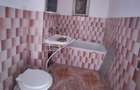 Apartament cu 3 camere, zona Favorit, parter - 1