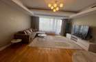 Apartament cu 3 camere decomandat în Herăstrău - 1
