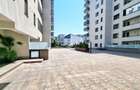 Apartament cu 2 camere semidecomandat în București - 17
