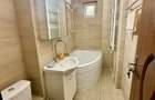 Inchiriez Apartament Renovat 3 Camere Pajura, sect. 1 - 3