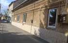 Vand imobil situat in centrul orasului. - 2