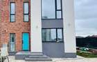 Duplex cu 5 camere cu Teren 240 Mp în Odăi - 2