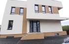 Vila de vanzare Valea Lupului