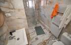 Casă cu 7 camere cu Teren 386 Mp în Platoul Izvor - 13