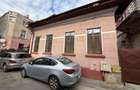 Casă individuală cu 8 camere cu Canalizare în P-ța Unirii - 34