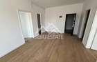 Apartament cu 3 camere decomandat în Central - 10 Apartament cu 3 camere decomandat în Central - 10