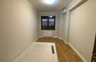 Apartament cu 3 camere decomandat în Sisești - 8