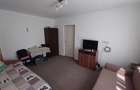 Casă cu 3 camere cu Teren 1800 Mp în Central - 13