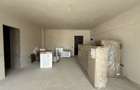 Apartament cu 3 camere semidecomandat în Semicentral - 2