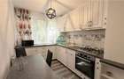 Apartament cu 3 camere decomandat în Cornișa - 1