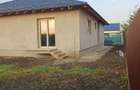 Casa tip duplex pe parter - 1