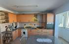 Apartament cu 3 camere decomandat în Alexandru cel Bun - 12