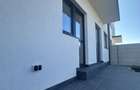 Casă cu 5 camere cu Teren 280 Mp în Pantelimon - 3