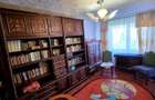 Apartament cu 3 camere decomandat în Apărătorii Patriei - 2