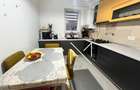 Apartament cu 3 camere decomandat în Tractorul - 13