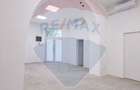 Spa?iu comercial de 37.2mp de inchiriat in zona Eroii Revolutiei - 9