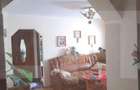 Apartament cu 3 camere semidecomandat în Botoșani - 1