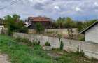 Vand teren intravilan pentru casa, pensiune , etc in suprafa?a de 7500 mp cu front stradal mare . - 1
