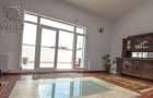 Casă individuală cu 8 camere cu Canalizare în Cișmigiu - 1