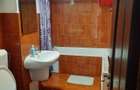 Se inchireaza pe perioada lunga apartament cu o camera,bucatarie,baie,hol,balcon decomandat.Incalzire proprie,bucatarie complet utilata,recent renovat - 7