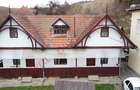 Casă cu 13 camere cu Teren 1098 Mp în Vâlcele - 4