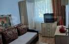 Apartament cu 3 camere semidecomandat, mobilat în Micro 5 - 6