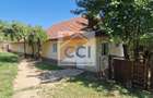 Casa in mediu rural cu teren - 4