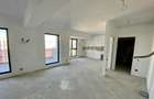Apartament cu 3 camere decomandat în Lacul Morii - 3