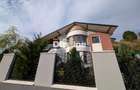 Casă individuală cu 3 camere cu Canalizare în Bucium - 2