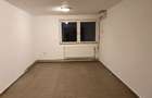 Spațiu comercial, de 250 mp, în Central - 6
