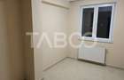 COMISION 0 - Apartament de vanzare cu 4 camere balcon parcare Lupeni - 3