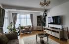 Apartament cu 3 camere decomandat în Cetatea - 22