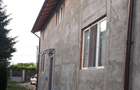 Casă cu 4 camere cu Teren 1400 Mp în Roșu - 1