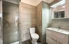 Apartament cu 3 camere in Centru - 12
